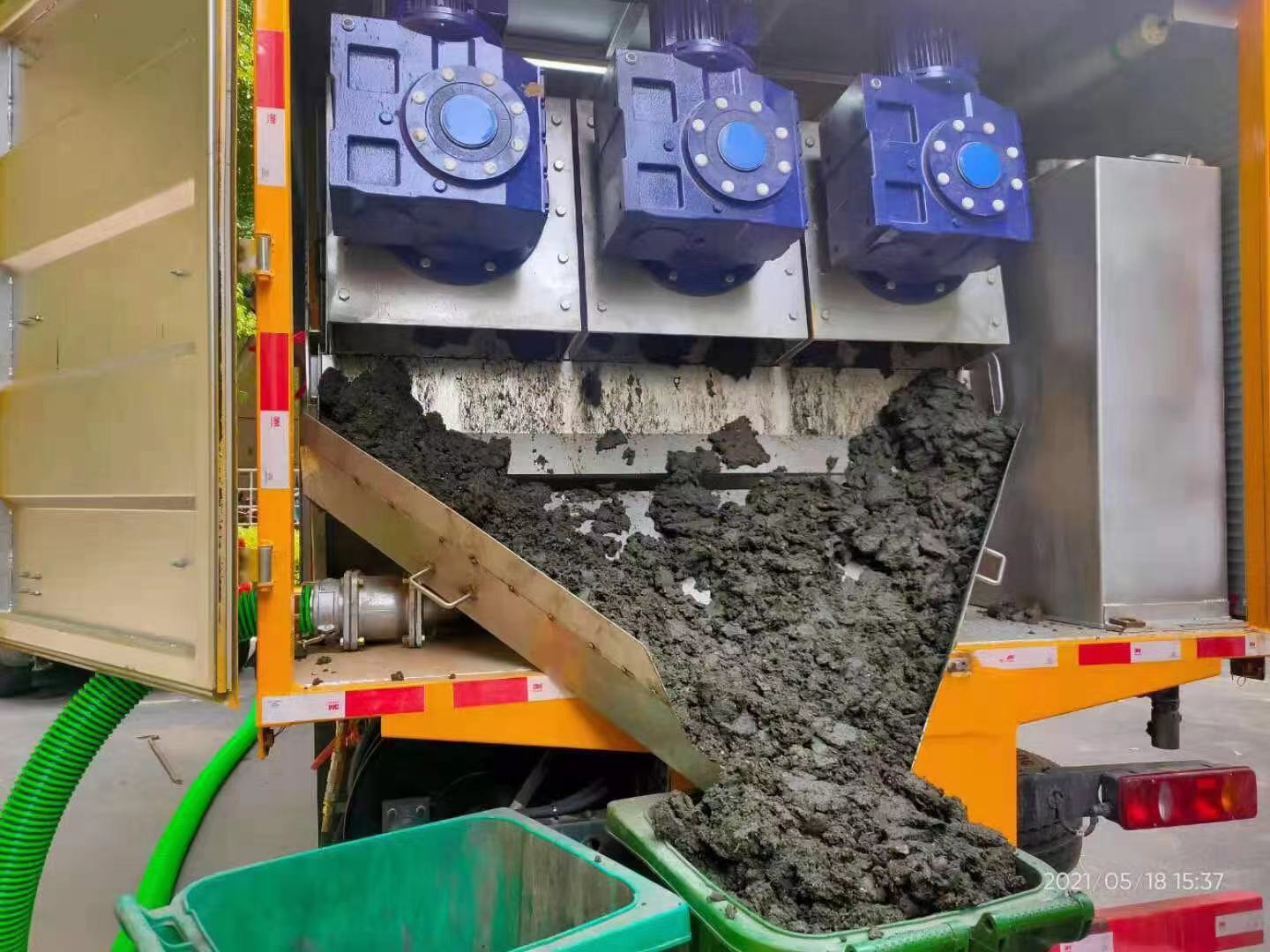 龙河镇化粪池清掏城市维护站-泥浆净化干湿分离处理