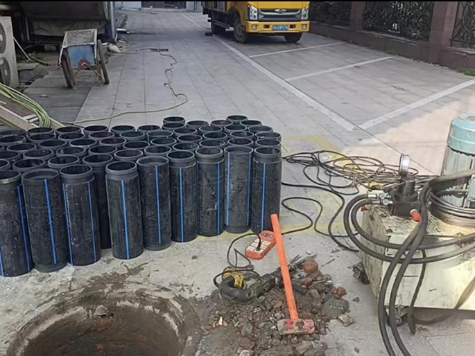 龙河镇PE置换管厂家 DN315置换管 非开挖管短管置换